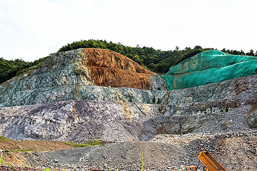 尖岭山凝灰岩矿工程